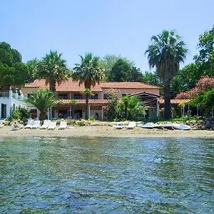 Altin Camp & Park Hotel